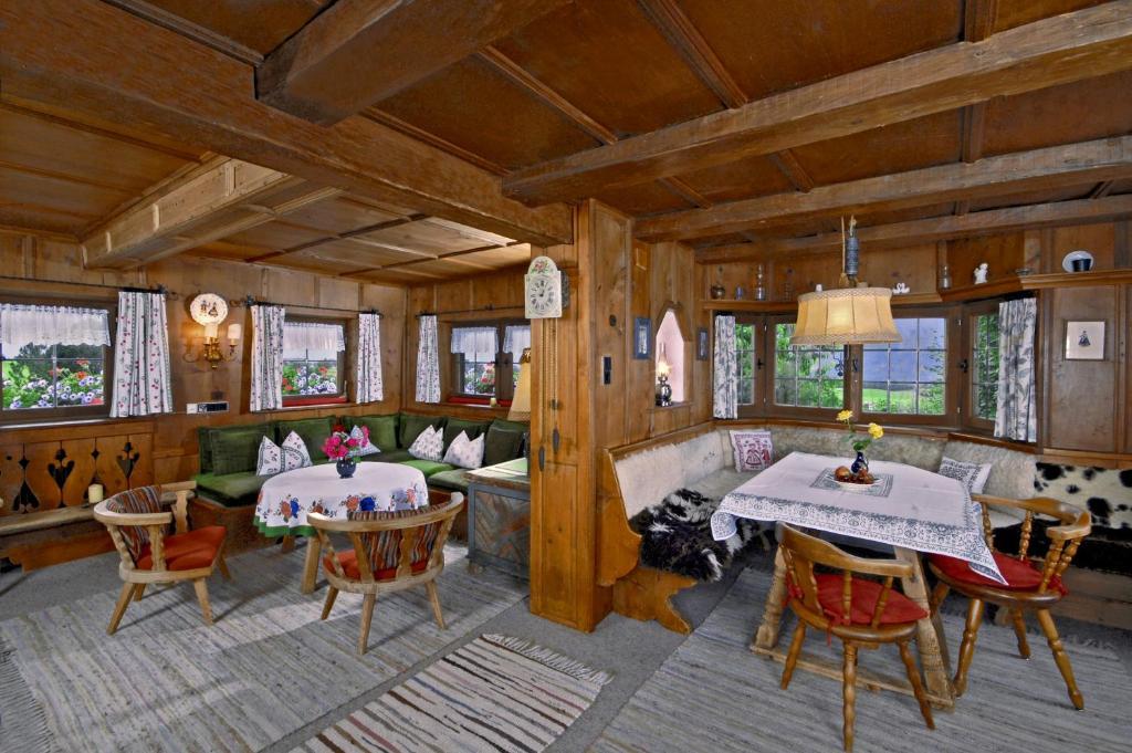 Ferienhaeuser Reither Almen Reith im Alpbachtal Room photo