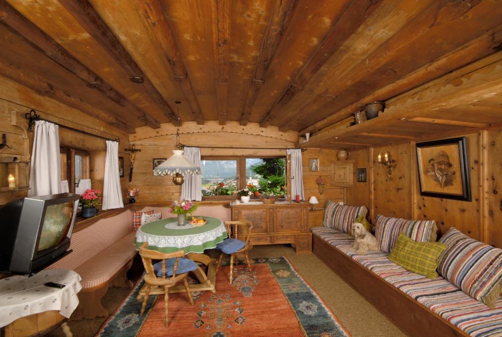 Ferienhaeuser Reither Almen Reith im Alpbachtal Room photo